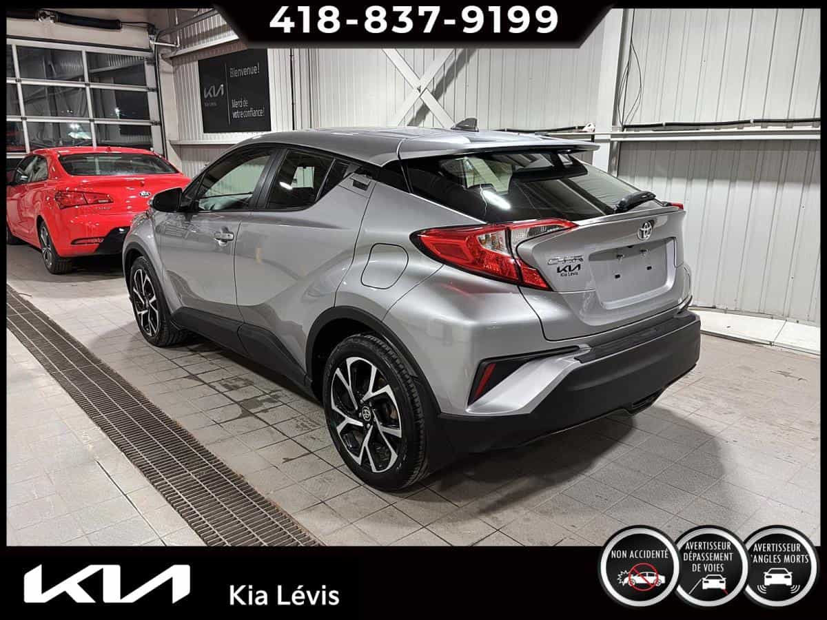 2020 Toyota C-HR XLE Premium TA - Image 4