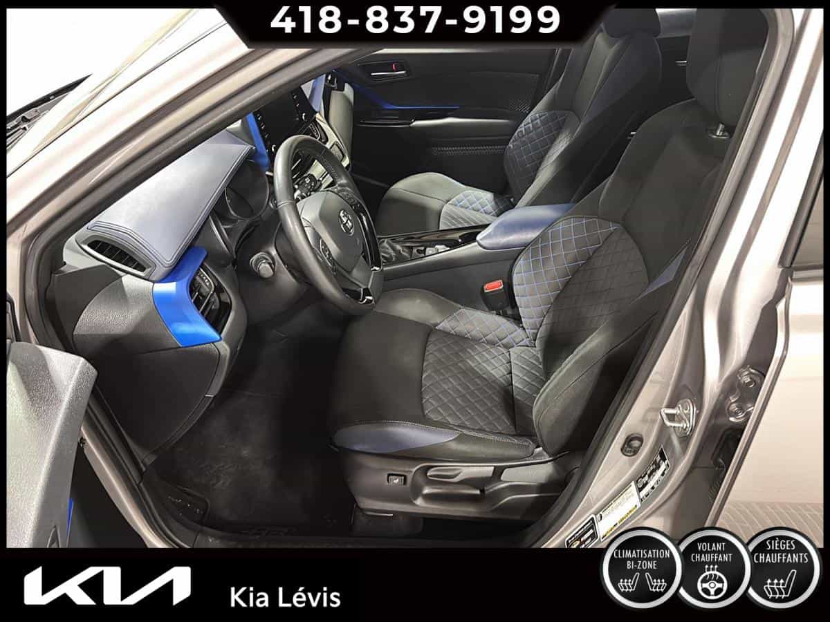 2020 Toyota C-HR XLE Premium TA - Image 12