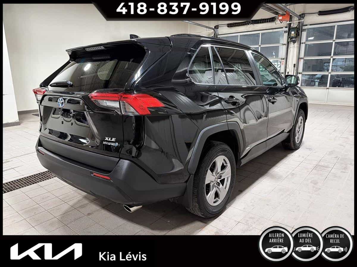 Image 3 Toyota RAV4 Hybrid Hybrid XLE 2023