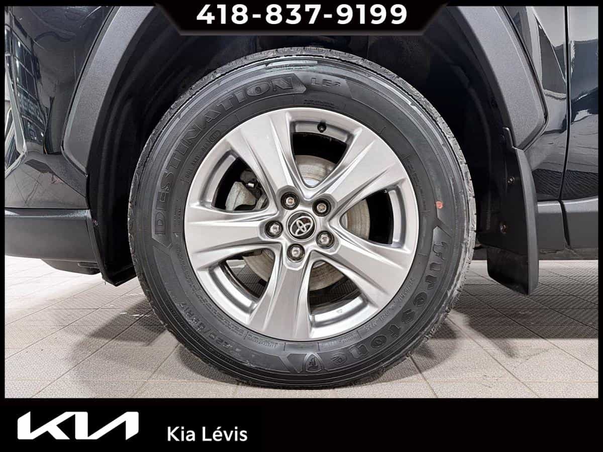 Image 6 Toyota RAV4 Hybrid Hybrid XLE 2023