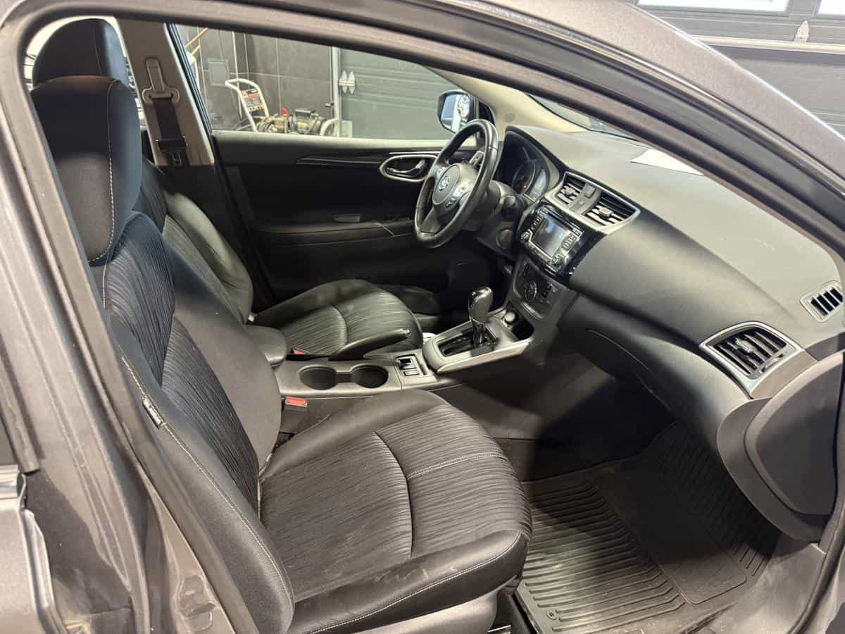 Image 13 Nissan Sentra Sv Cvt 2018