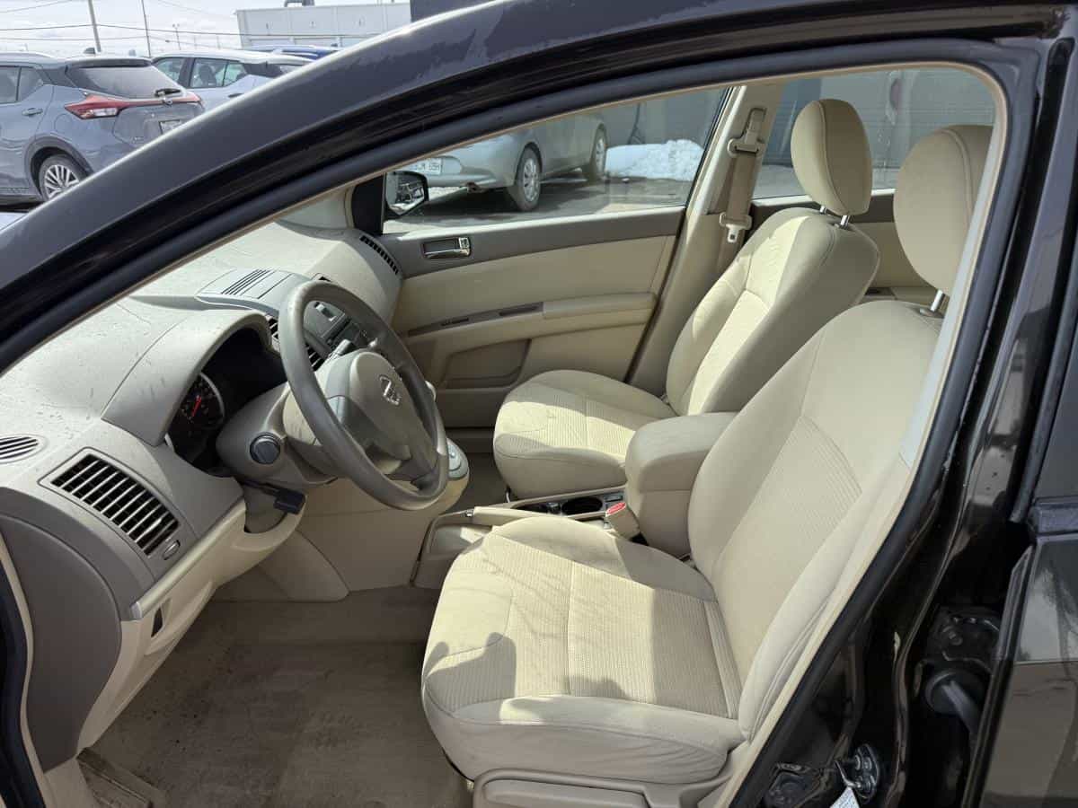 Image 7 Nissan Sentra Berline 4 portes I4, CVT 2,0 S 2011