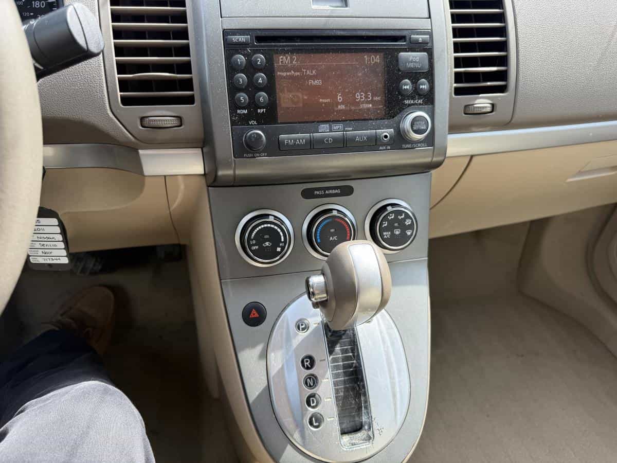 Image 9 Nissan Sentra Berline 4 portes I4, CVT 2,0 S 2011