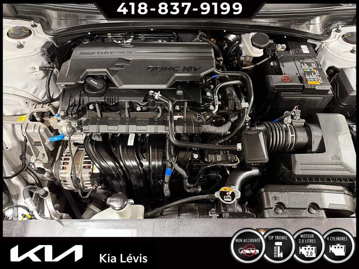 Image 16 Hyundai Elantra Preferred IVT avec ensemble technologie 2025