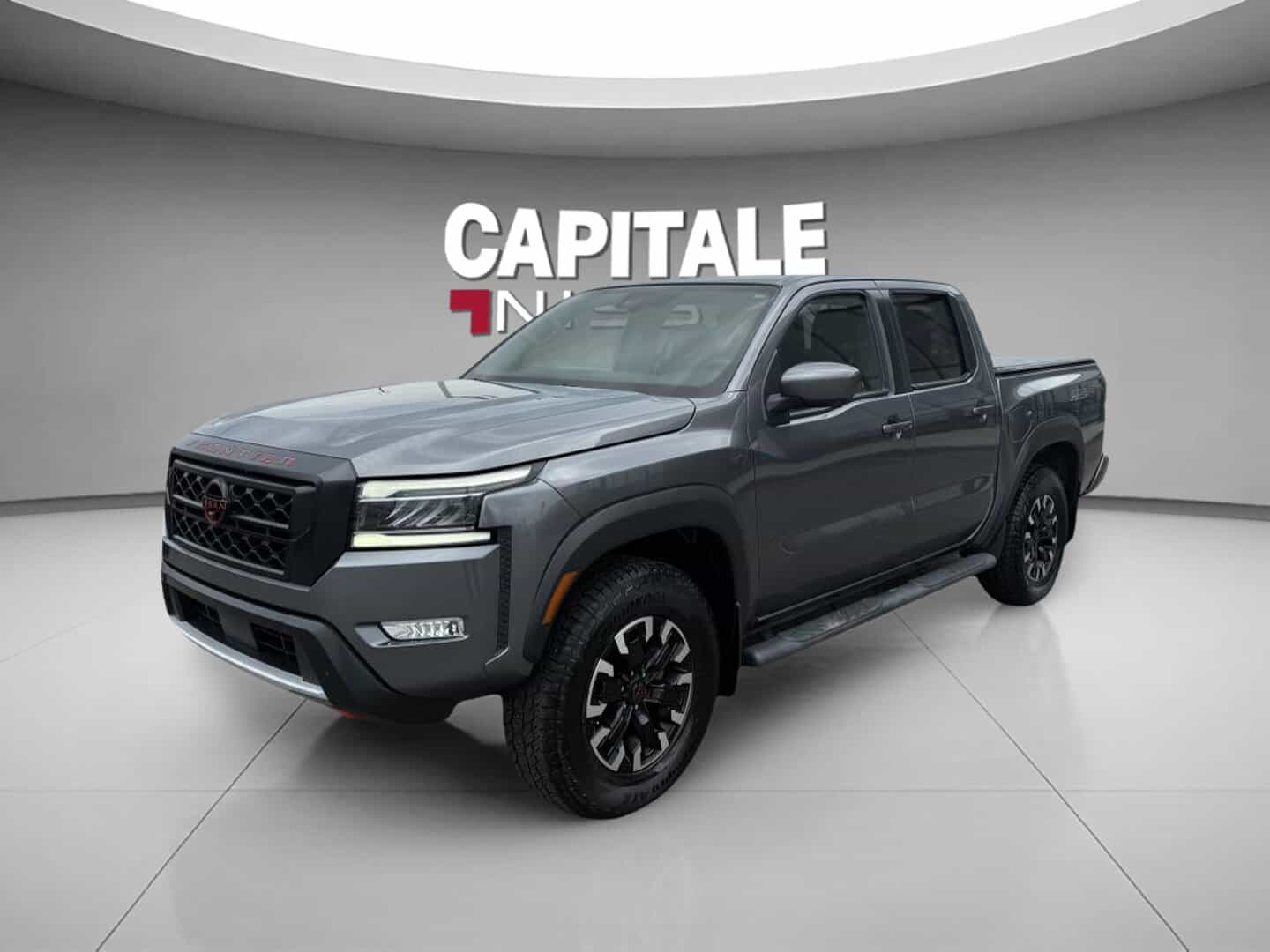 2024 Nissan Frontier PRO-4X cabine double 4x4 - Image 1