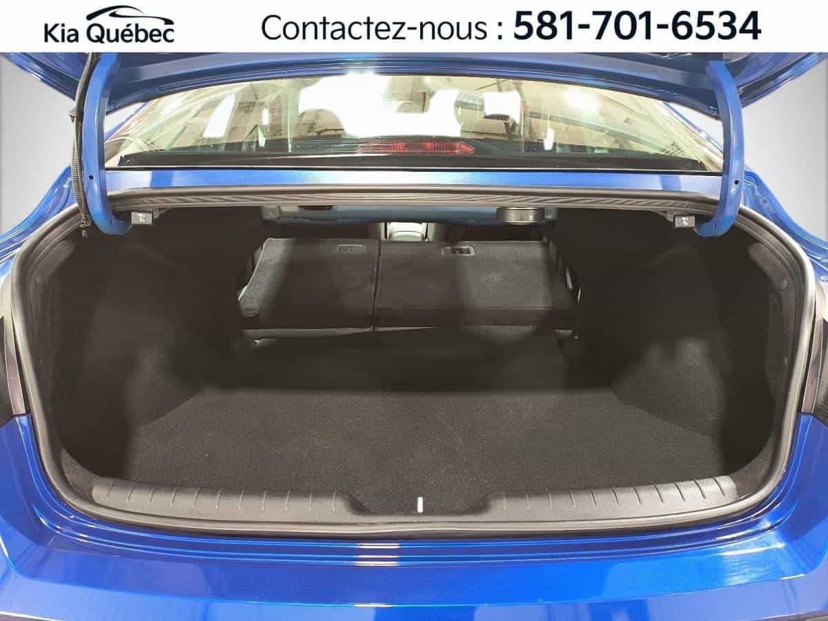 Image 8 Hyundai Elantra Luxury *CUIR *TOIT *CAMERA *CARPLAY *BLUETOOTH 2025