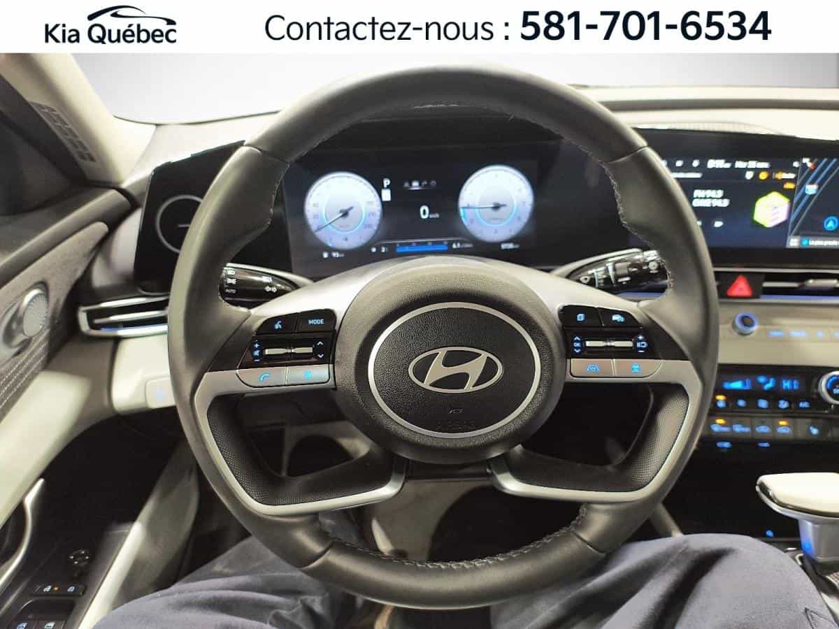 Image 10 Hyundai Elantra Luxury *CUIR *TOIT *CAMERA *CARPLAY *BLUETOOTH 2025