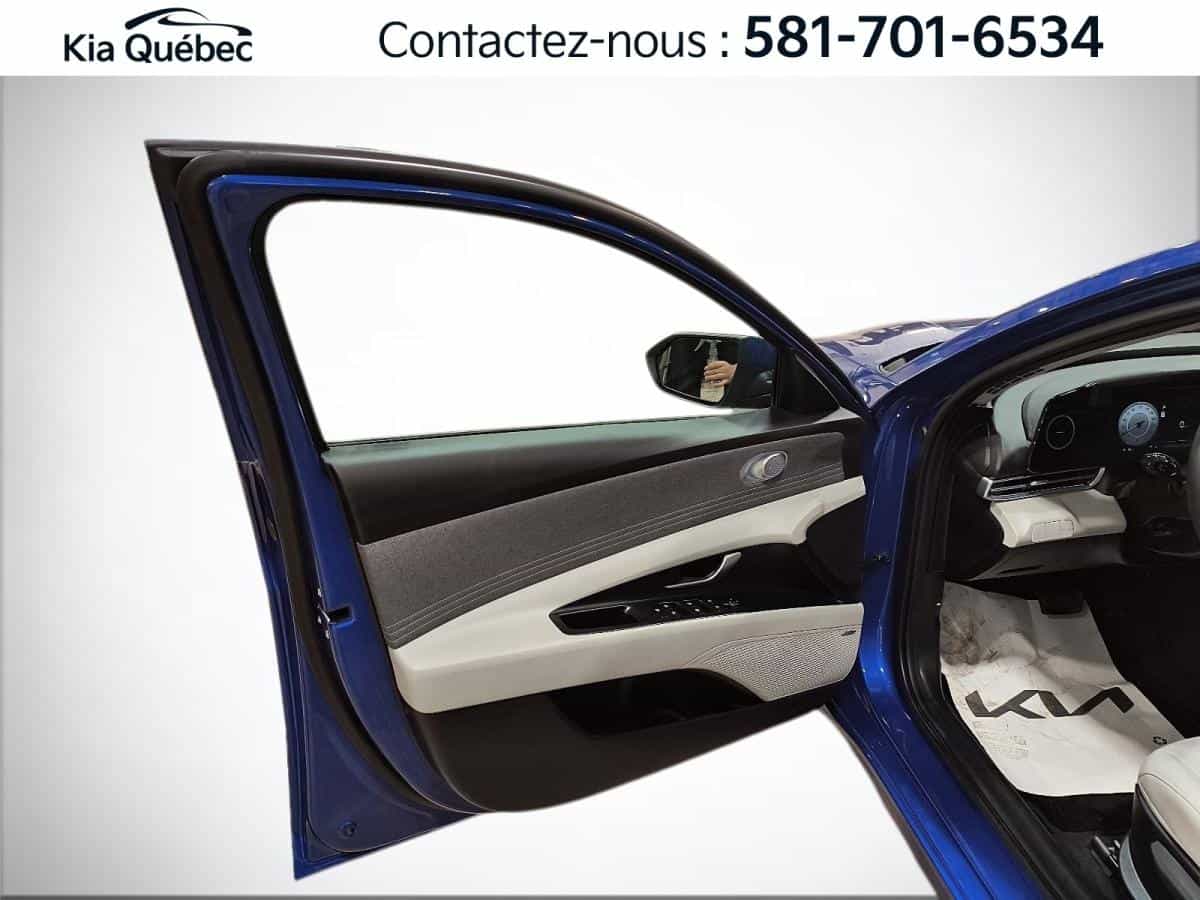 Image 13 Hyundai Elantra Luxury *CUIR *TOIT *CAMERA *CARPLAY *BLUETOOTH 2025