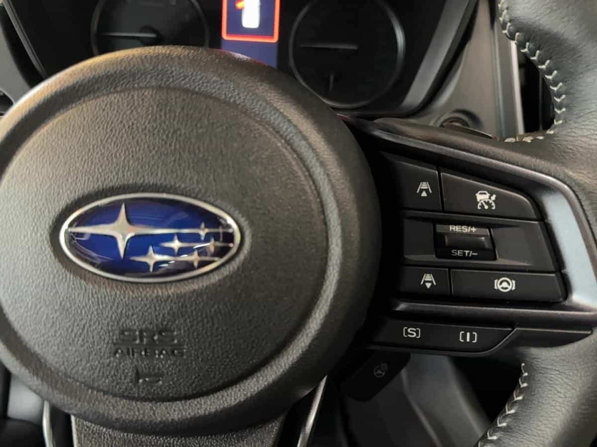 2025 Subaru Forester Limited *AWD *TOIT PANO *CUIR *GPS *CARPLAY *BLUETOOTH - Image 34