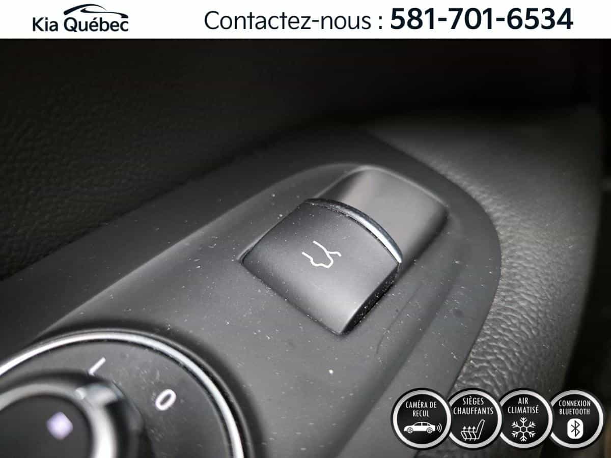 2023 Alfa Romeo Stelvio Veloce *CUIR *TOIT *CAMERA *VOLANT *SIÈGES *GPS - Image 19