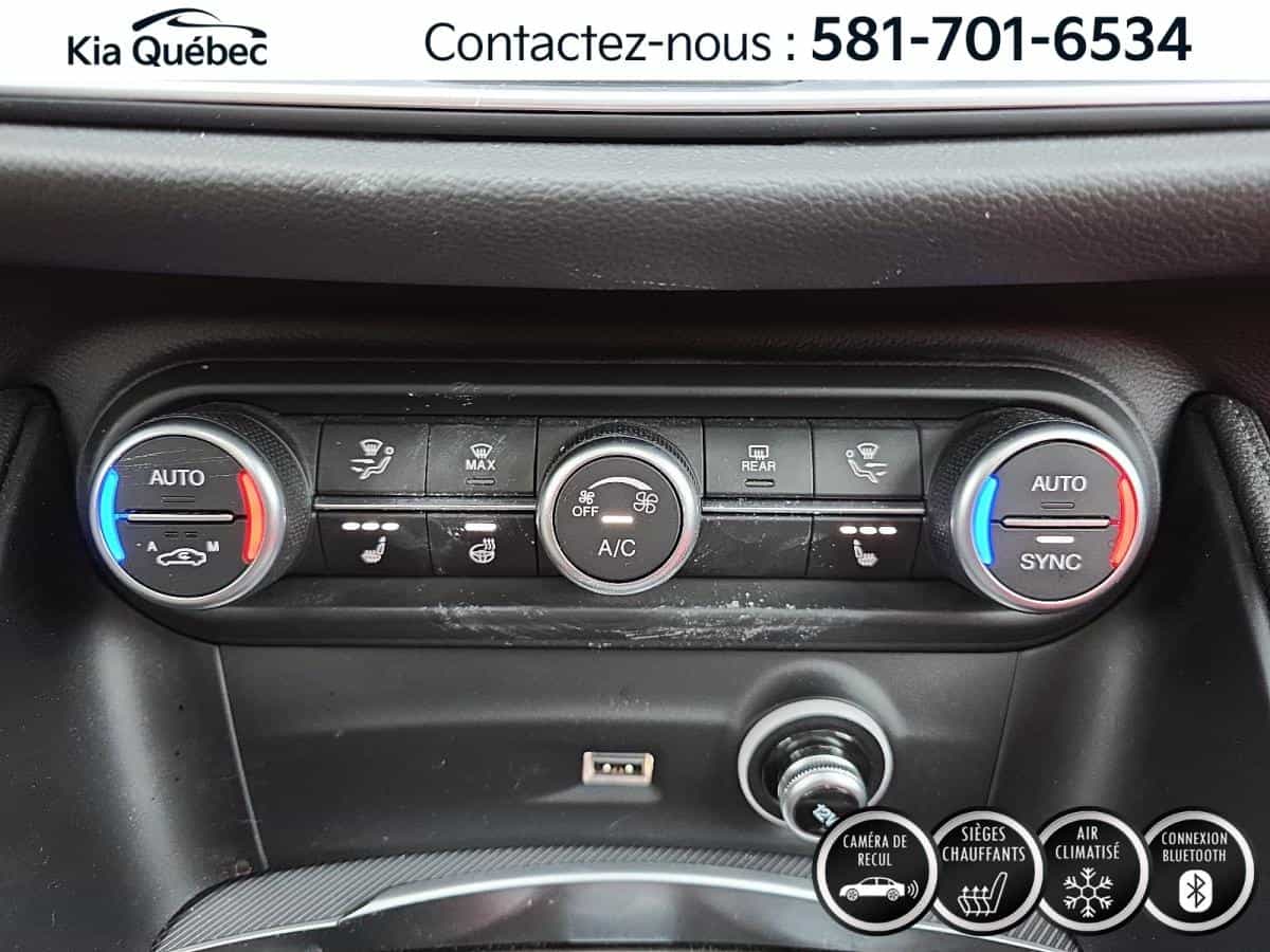 2023 Alfa Romeo Stelvio Veloce *CUIR *TOIT *CAMERA *VOLANT *SIÈGES *GPS - Image 32