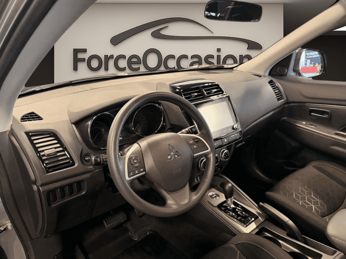 2021 Mitsubishi RVR Es *Awd *Sièges Chauffants *Cruise *Carplay *Bluetooth - Image 11