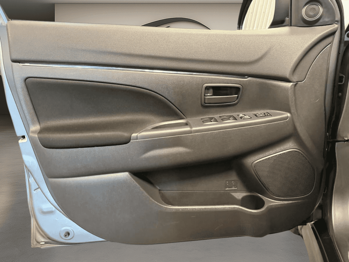 2021 Mitsubishi RVR Es *Awd *Sièges Chauffants *Cruise *Carplay *Bluetooth - Image 13