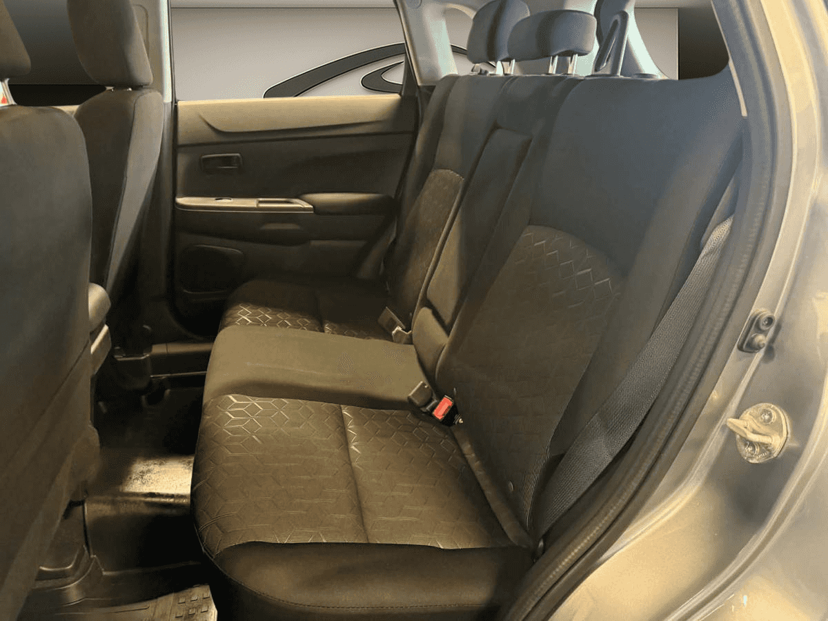 2021 Mitsubishi RVR Es *Awd *Sièges Chauffants *Cruise *Carplay *Bluetooth - Image 18