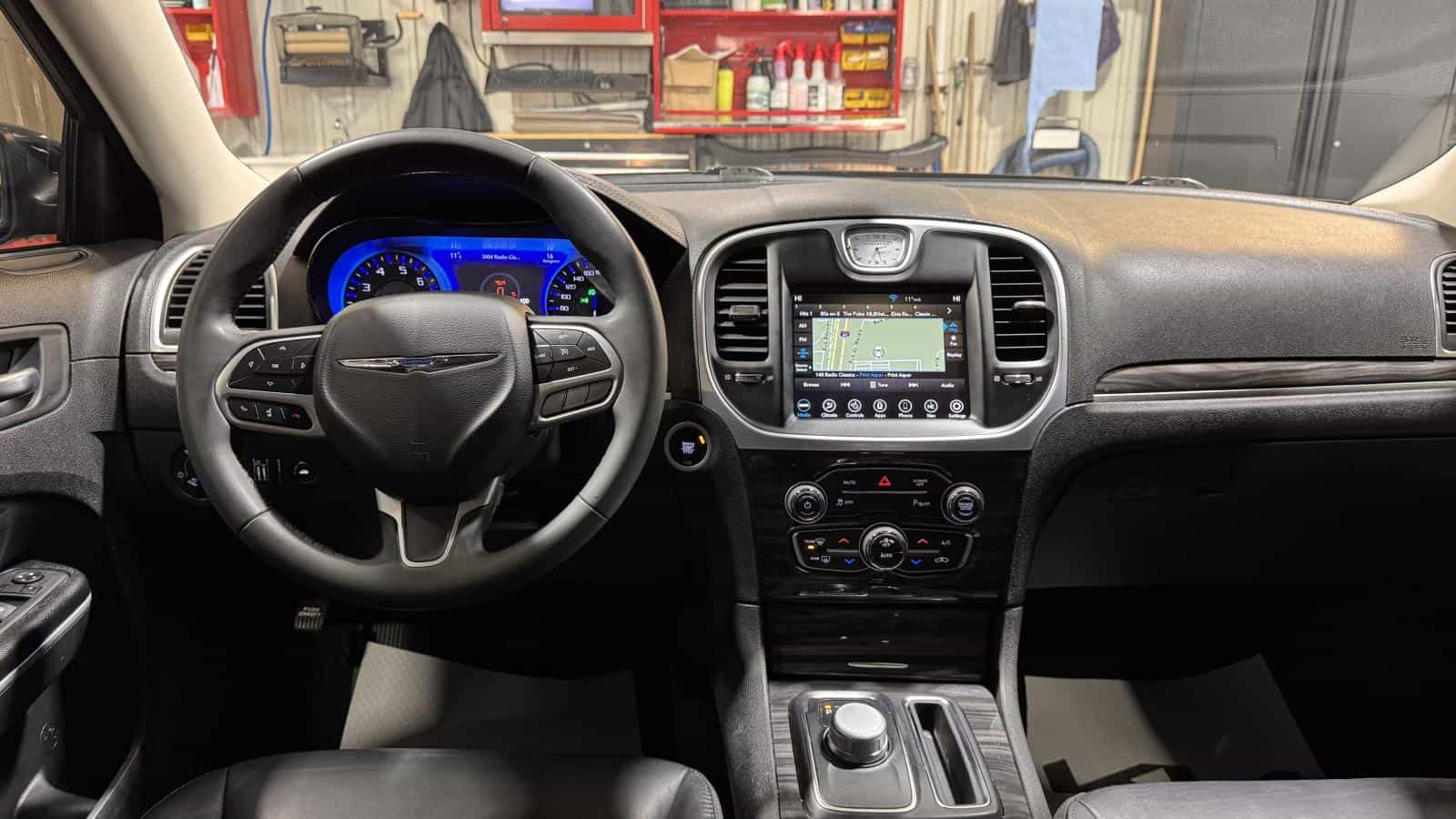 2022 Chrysler 300 Touring L *V6 *Cuir *Carplay *Caméra *Bizone - Image 14