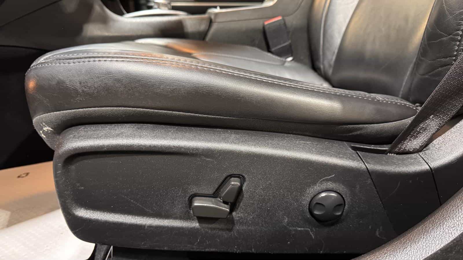 2022 Chrysler 300 Touring L *V6 *Cuir *Carplay *Caméra *Bizone - Image 20