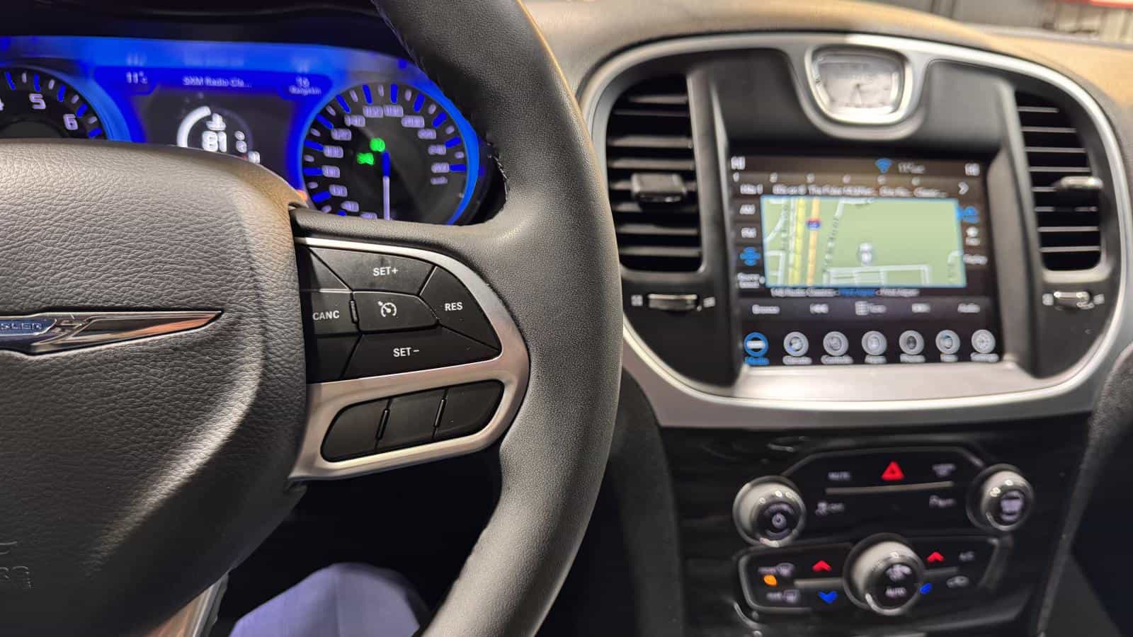 2022 Chrysler 300 Touring L *V6 *Cuir *Carplay *Caméra *Bizone - Image 26