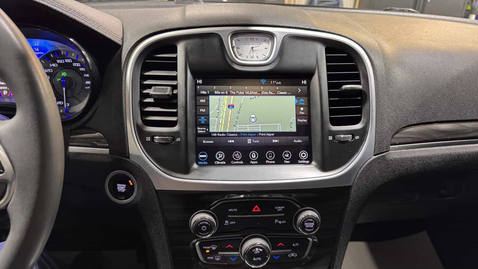 2022 Chrysler 300 Touring L *V6 *Cuir *Carplay *Caméra *Bizone - Image 27