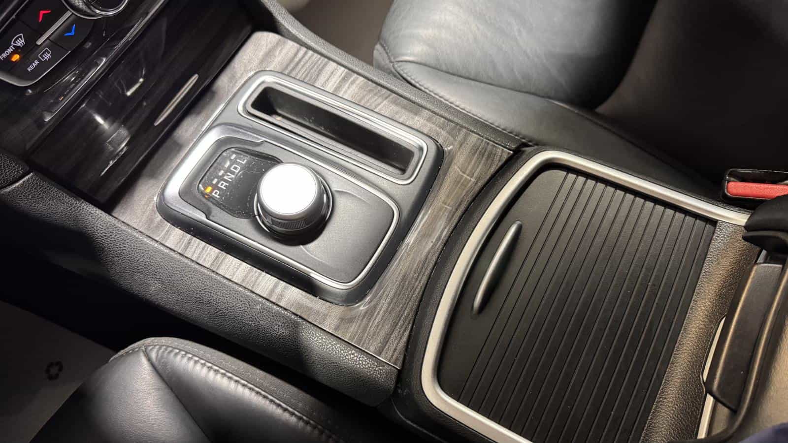 2022 Chrysler 300 Touring L *V6 *Cuir *Carplay *Caméra *Bizone - Image 36