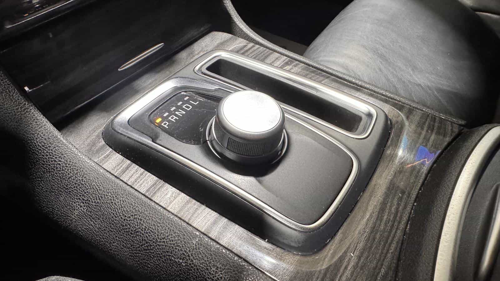 2022 Chrysler 300 Touring L *V6 *Cuir *Carplay *Caméra *Bizone - Image 37