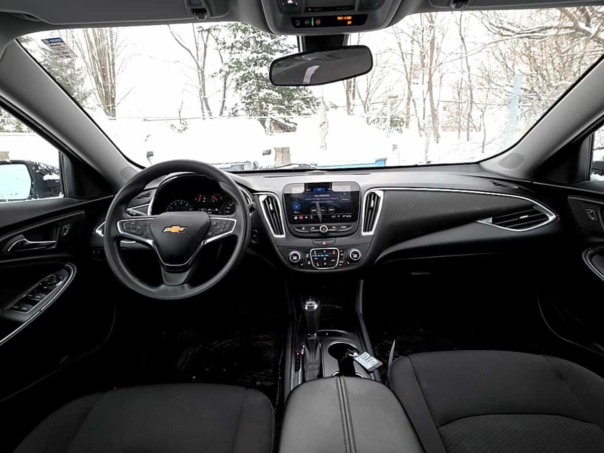 2019 Chevrolet Malibu Berline LT *SIÈGES CHAUFFANTS *CRUISE *BLUETOOTH *A/C - Image 6