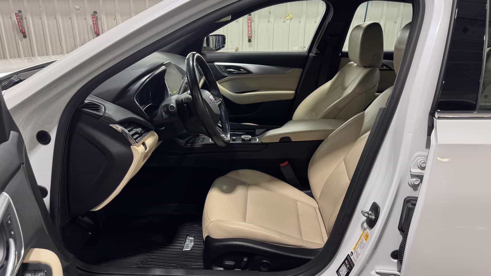 2022 Cadillac CT5 Luxury Awd *V6 3.0L *Turbo *360 Hp *Cuir *Caméra - Image 14