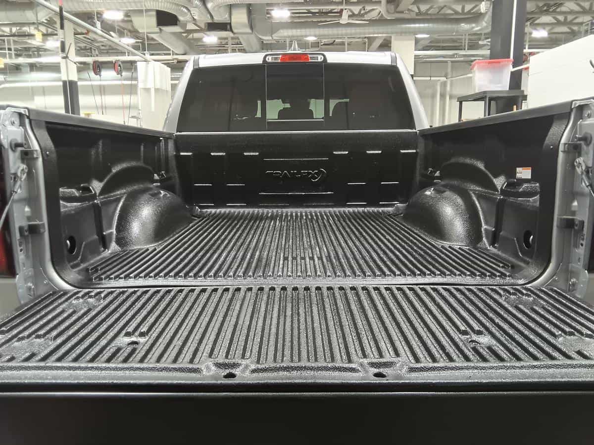 Image 8 RAM 1500 Rebel 4X4 *V6 *Turbo *Crewcab *Box 5'7 *Caméra 2025