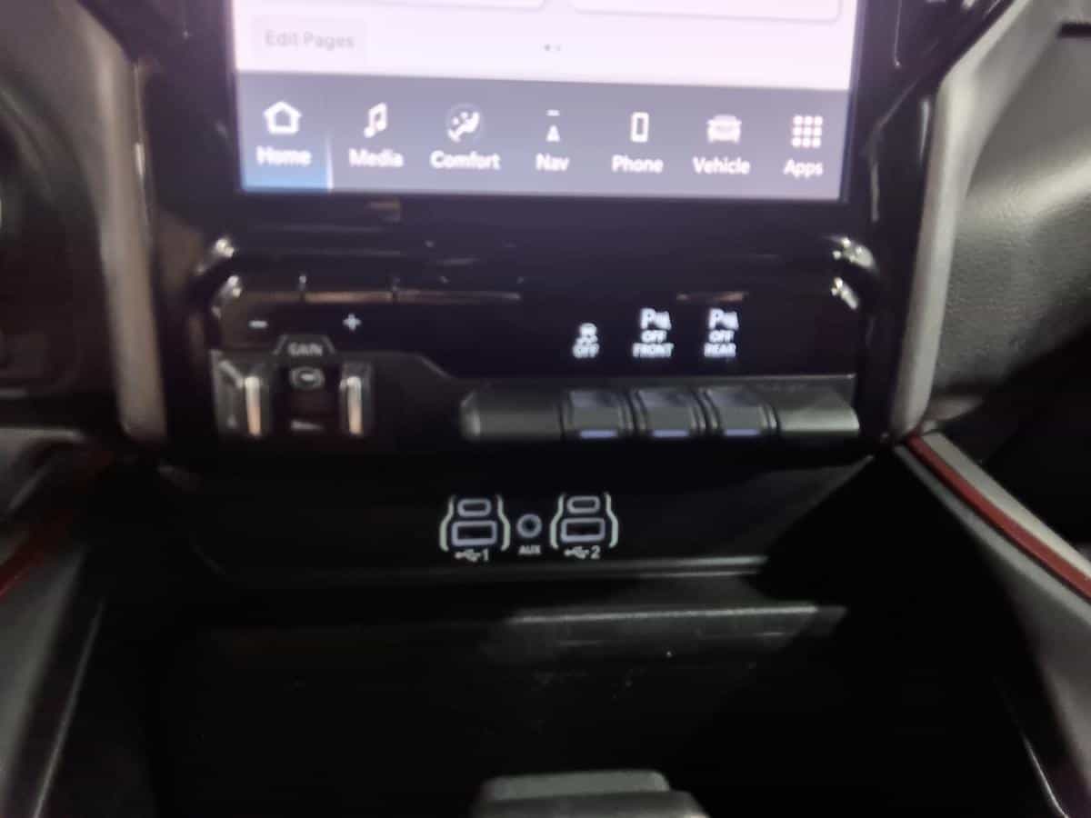 Image 26 RAM 1500 Rebel 4X4 *V6 *Turbo *Crewcab *Box 5'7 *Caméra 2025