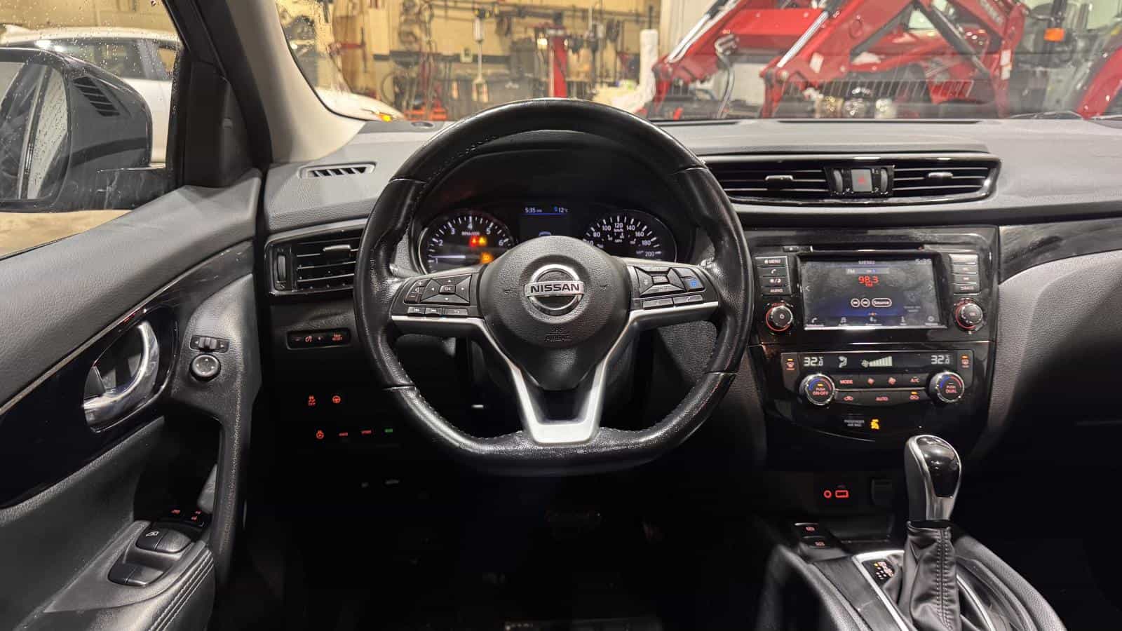 Image 8 Nissan Qashqai Sv Awd *Apple Car Play/Android Auto *Caméra *Bizone 2022