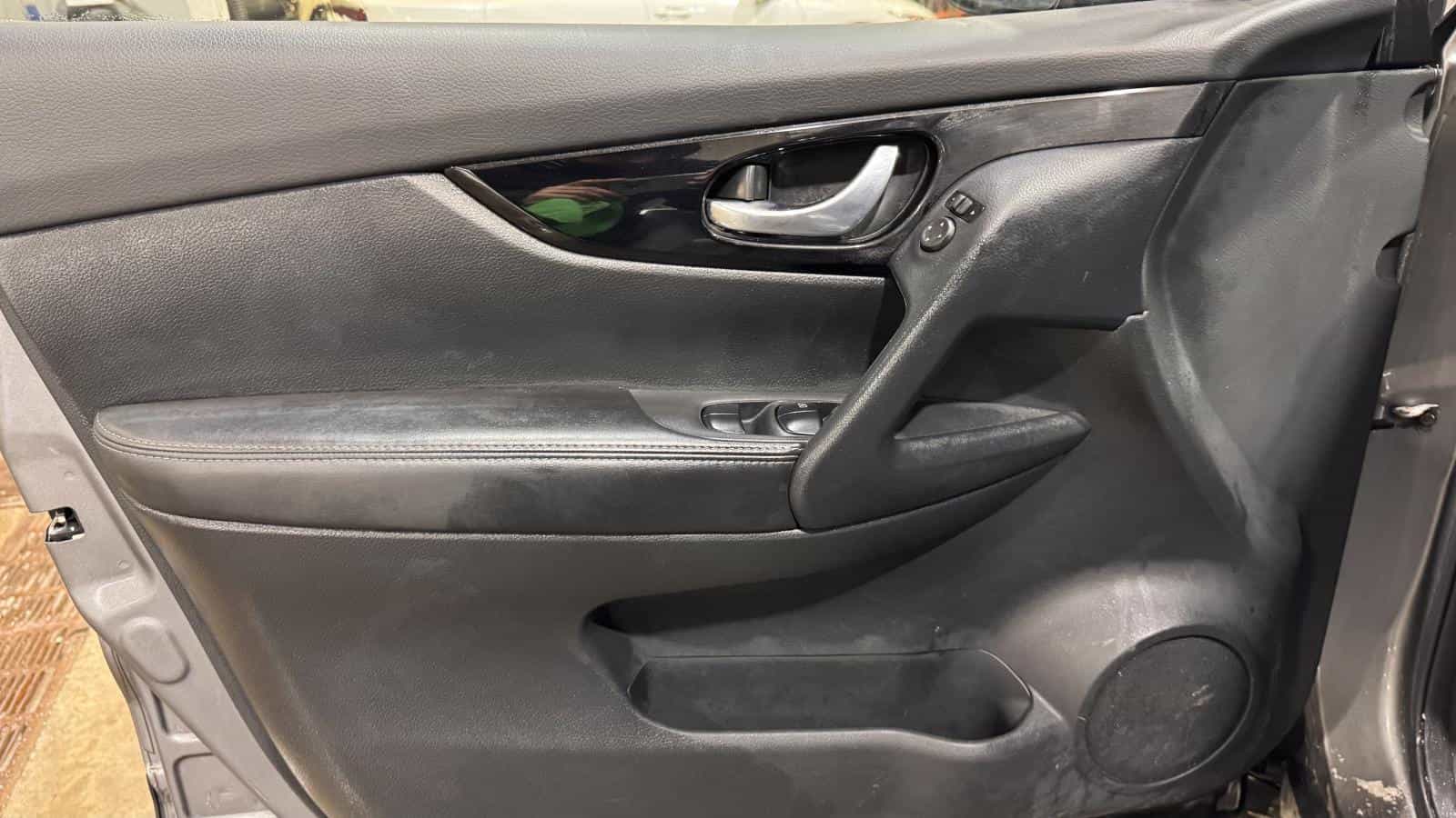 Image 13 Nissan Qashqai Sv Awd *Apple Car Play/Android Auto *Caméra *Bizone 2022