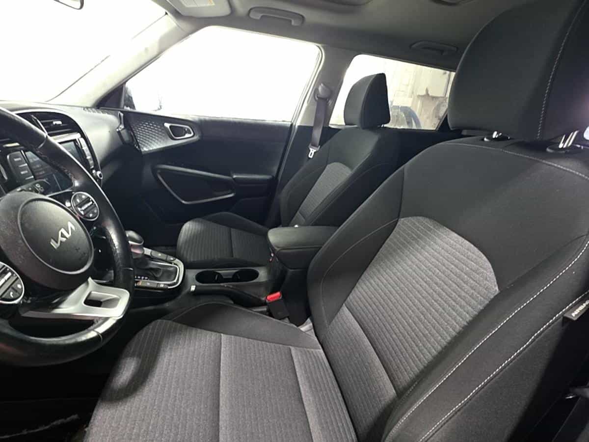 2023 Kia Soul Ex+ *Toit *Cruise *Carplay *Bluetooth *Caméra *A/C - Image 13