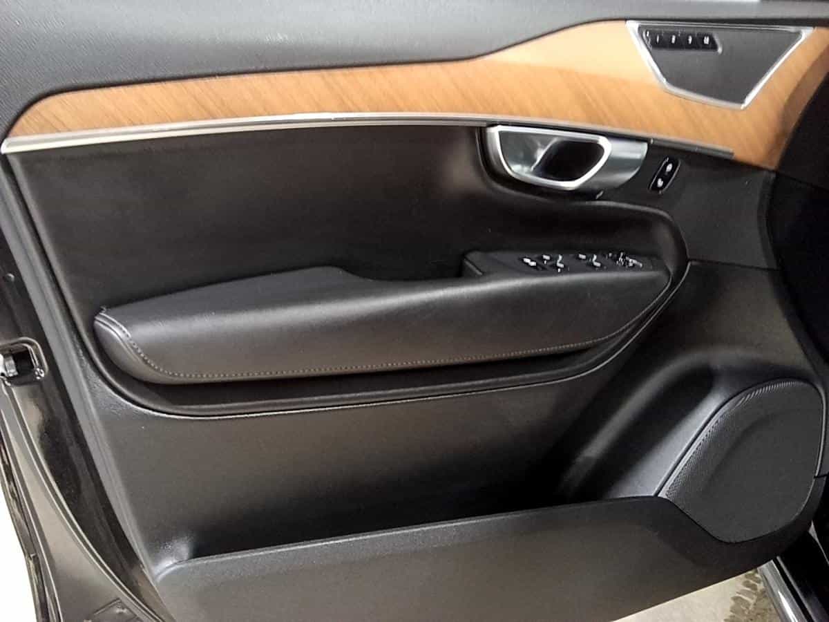 Image 19 Volvo XC90 T8 Recharge Core Awd *Turbo *Hybride *Toit *Gps 2023