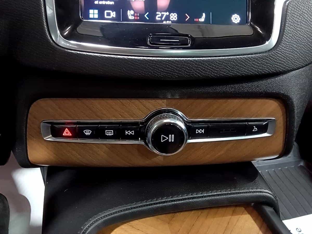 Image 31 Volvo XC90 T8 Recharge Core Awd *Turbo *Hybride *Toit *Gps 2023