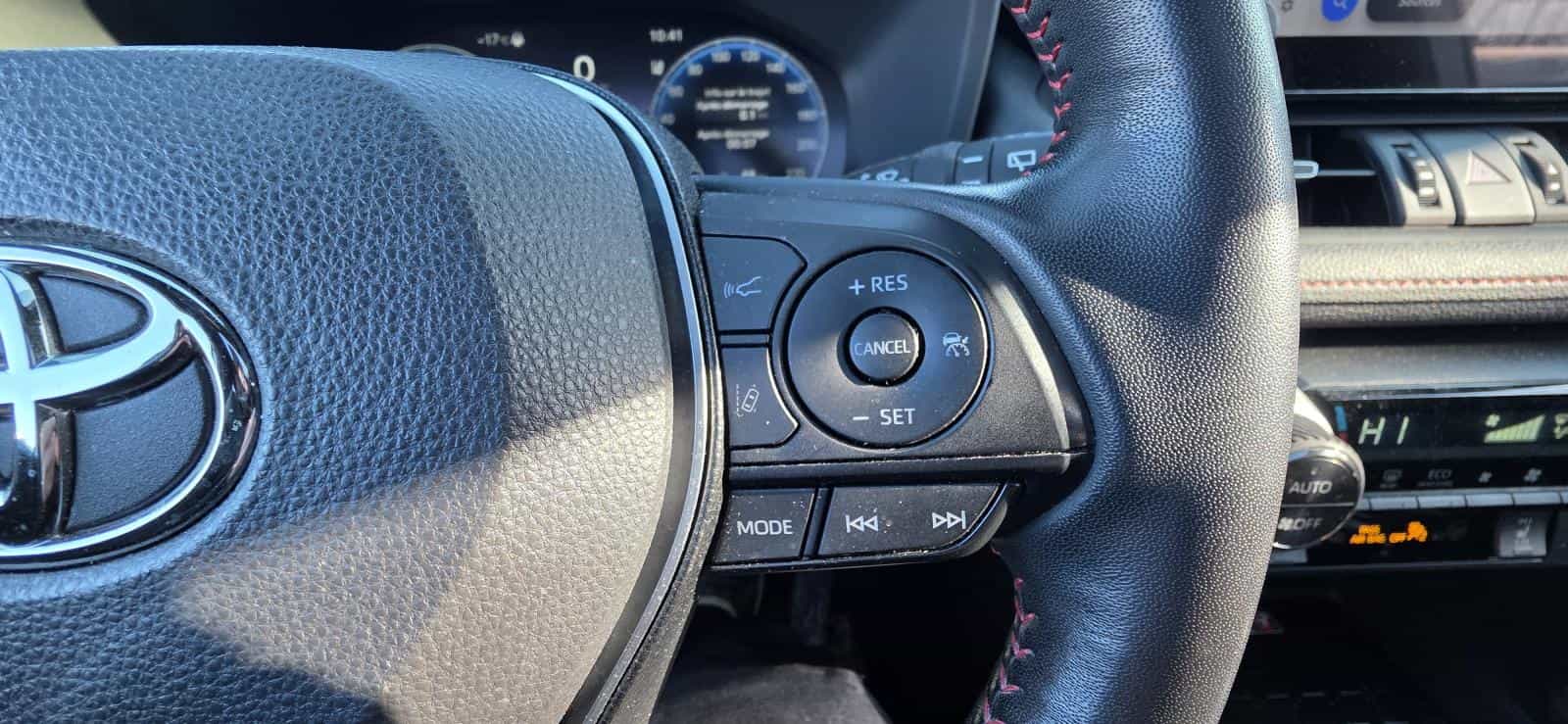 2023 Toyota Rav4 Prime Xse *Awd *Toit *Cuir *Cruise *Carplay *Bluetooth *Bizone - Image 22