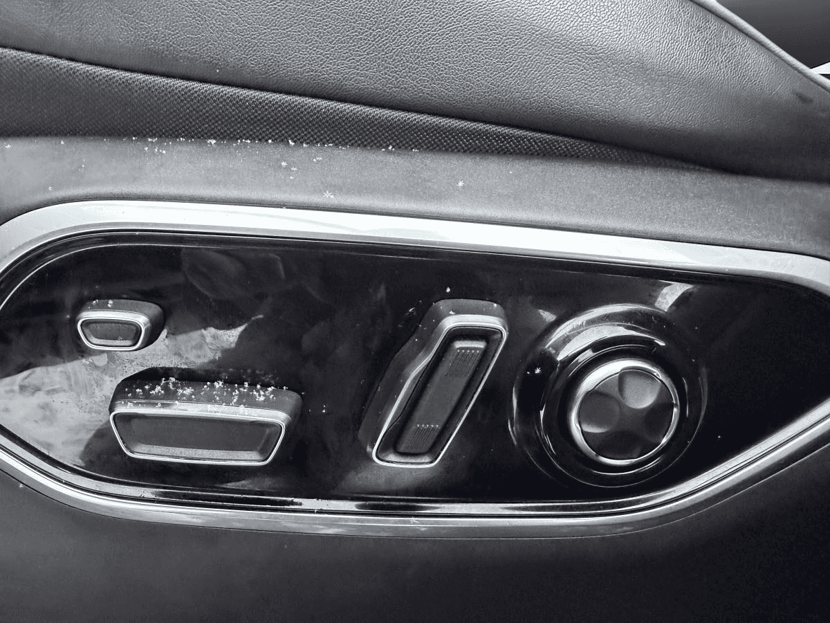 2022 Jeep Grand Cherokee L Summit 4x4 - Image 12