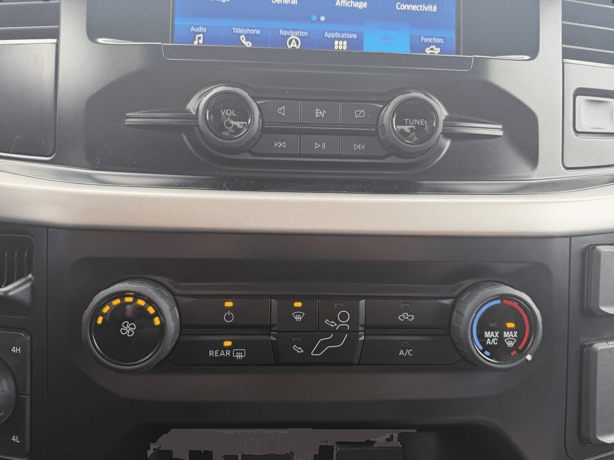 2023 Ford F-150 XLT cabine SuperCrew 4RM caisse de 5,5 pi - Image 19