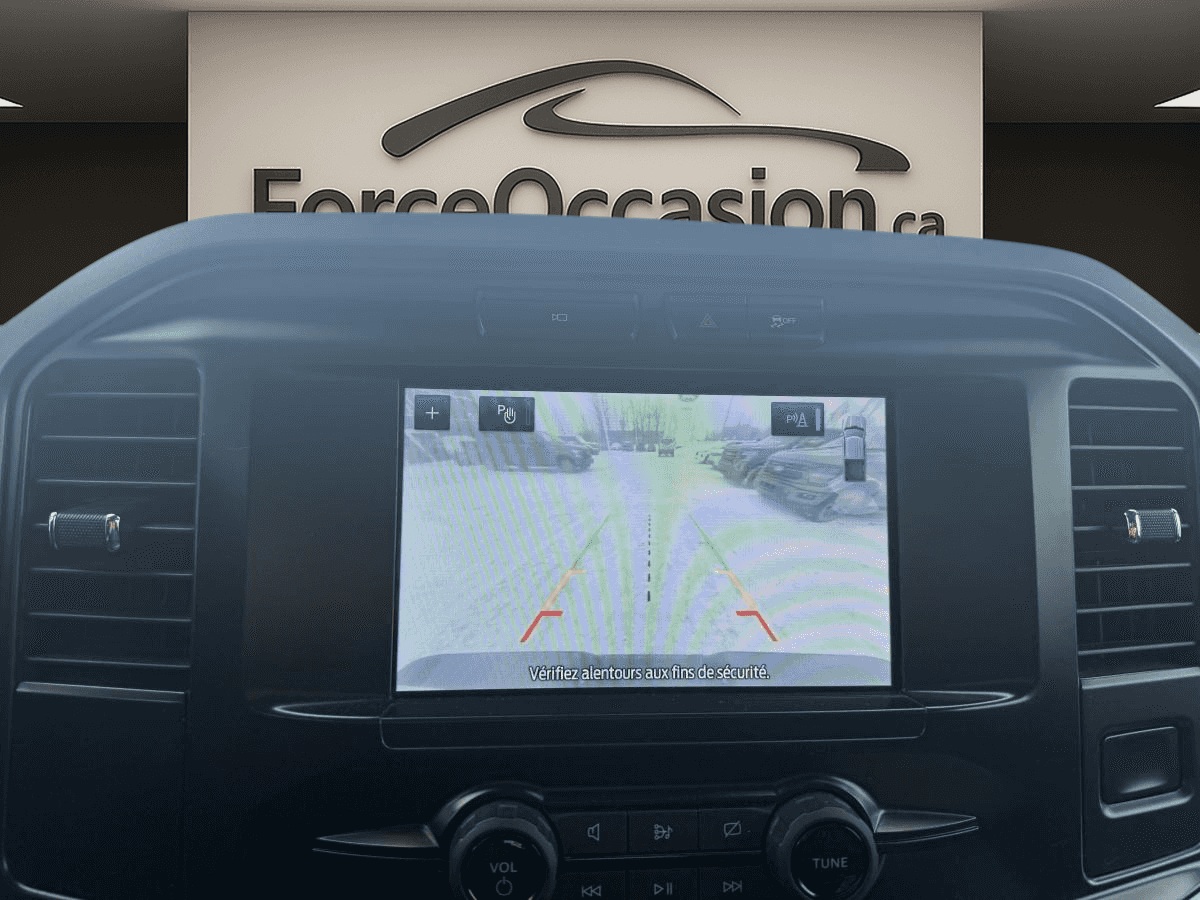 2023 Ford F-150 XLT cabine SuperCrew 4RM caisse de 5,5 pi - Image 22