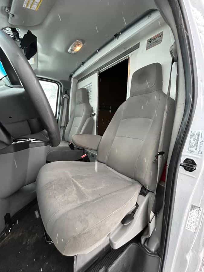 2023 Ford E-450 E-450 158 po RARJ - Image 13