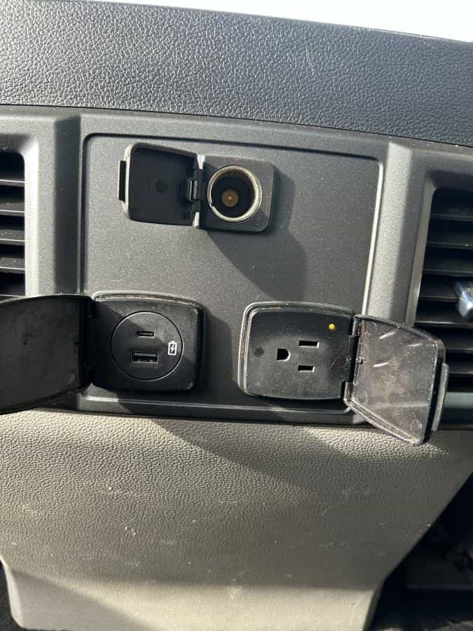 Image 11 Ford Super Duty F-250 SRW XLT cabine double 4RM caisse de 6,75 pi 2022