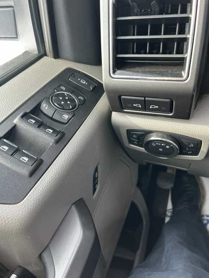 Image 14 Ford Super Duty F-250 SRW XLT cabine double 4RM caisse de 6,75 pi 2022