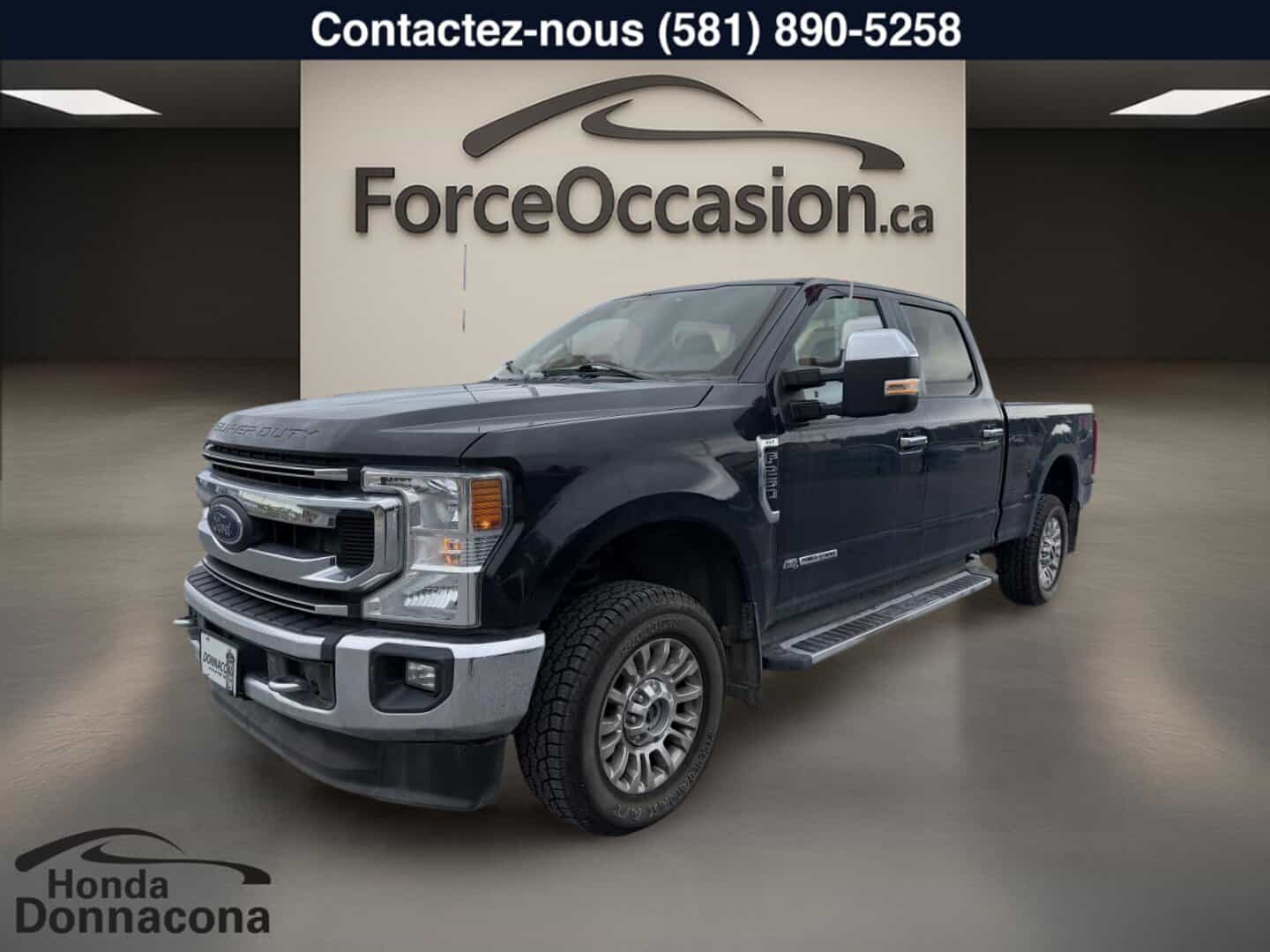 2022 Ford Super Duty F-250 SRW XLT cabine double 4RM caisse de 6,75 pi - Image 1