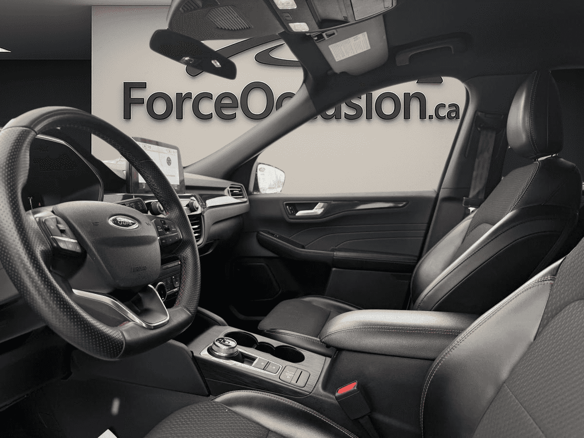 2023 Ford Escape ST-Line TA - Image 11