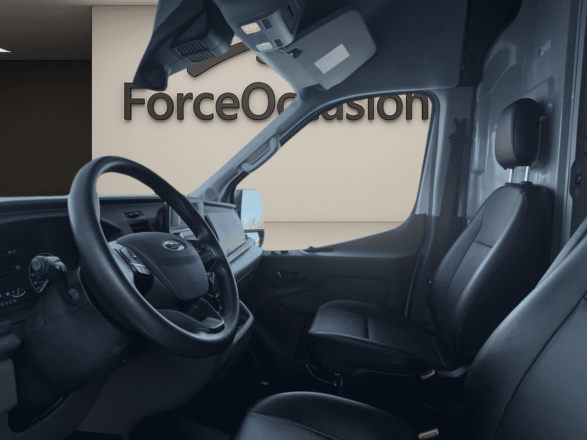 Image 10 Ford Transit Cargo Van T-250 EL PA toit surélevé 148 po PNBV de 9 070 lb 2023