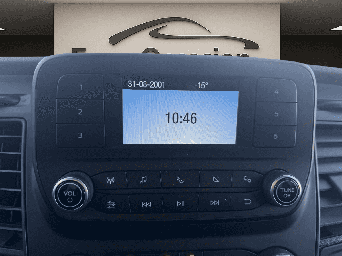 2023 Ford Transit Cargo Van T-250 EL PA toit surélevé 148 po PNBV de 9 070 lb - Image 17