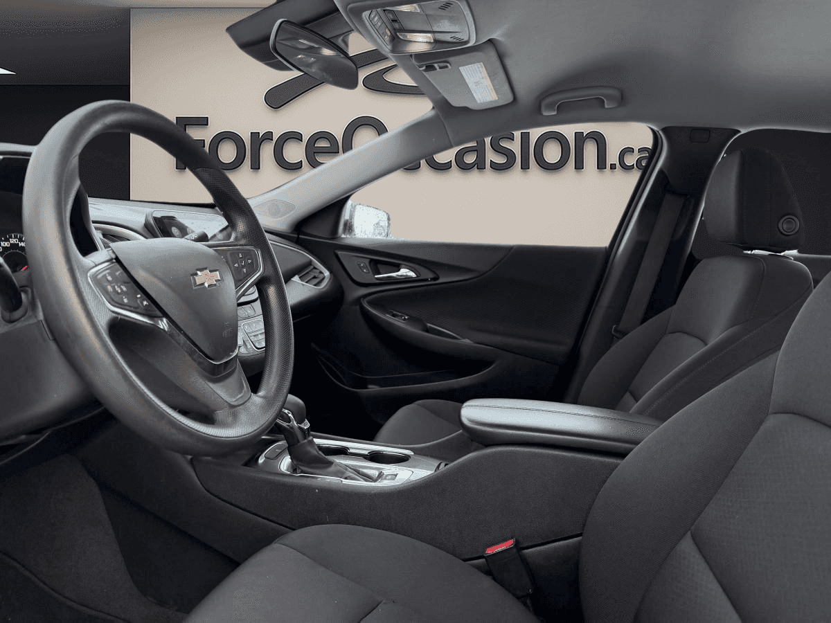 Image 10 Chevrolet Malibu Berline 4 portes 1LT 2023