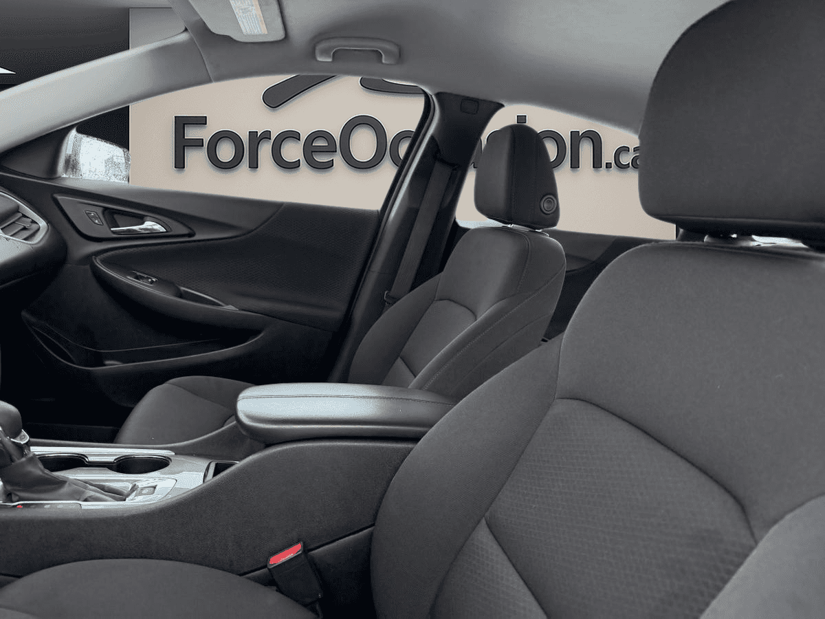 2023 Chevrolet Malibu Berline 4 portes 1LT - Image 11