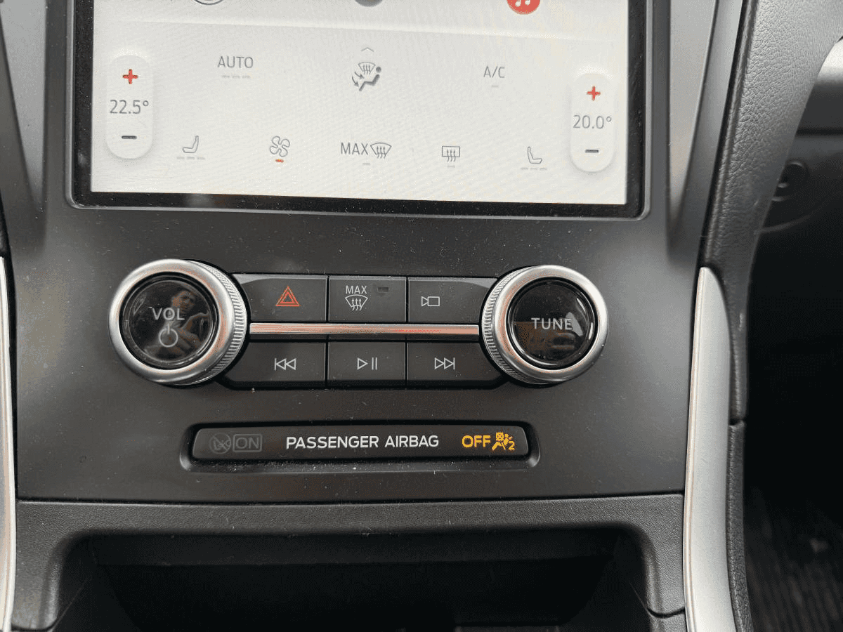 2024 Ford Edge Sel Ti - Image 19