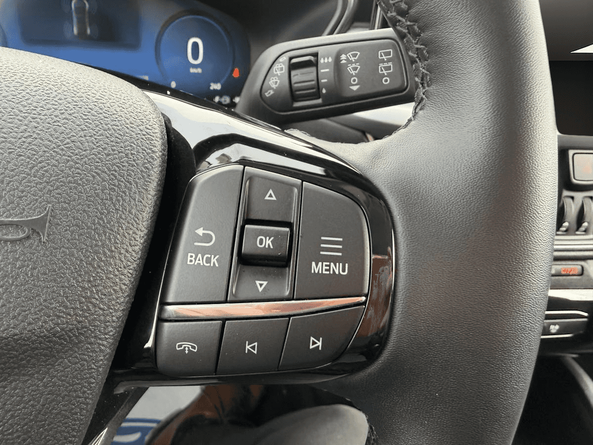 Image 14 Ford Escape Platinum TI 2025