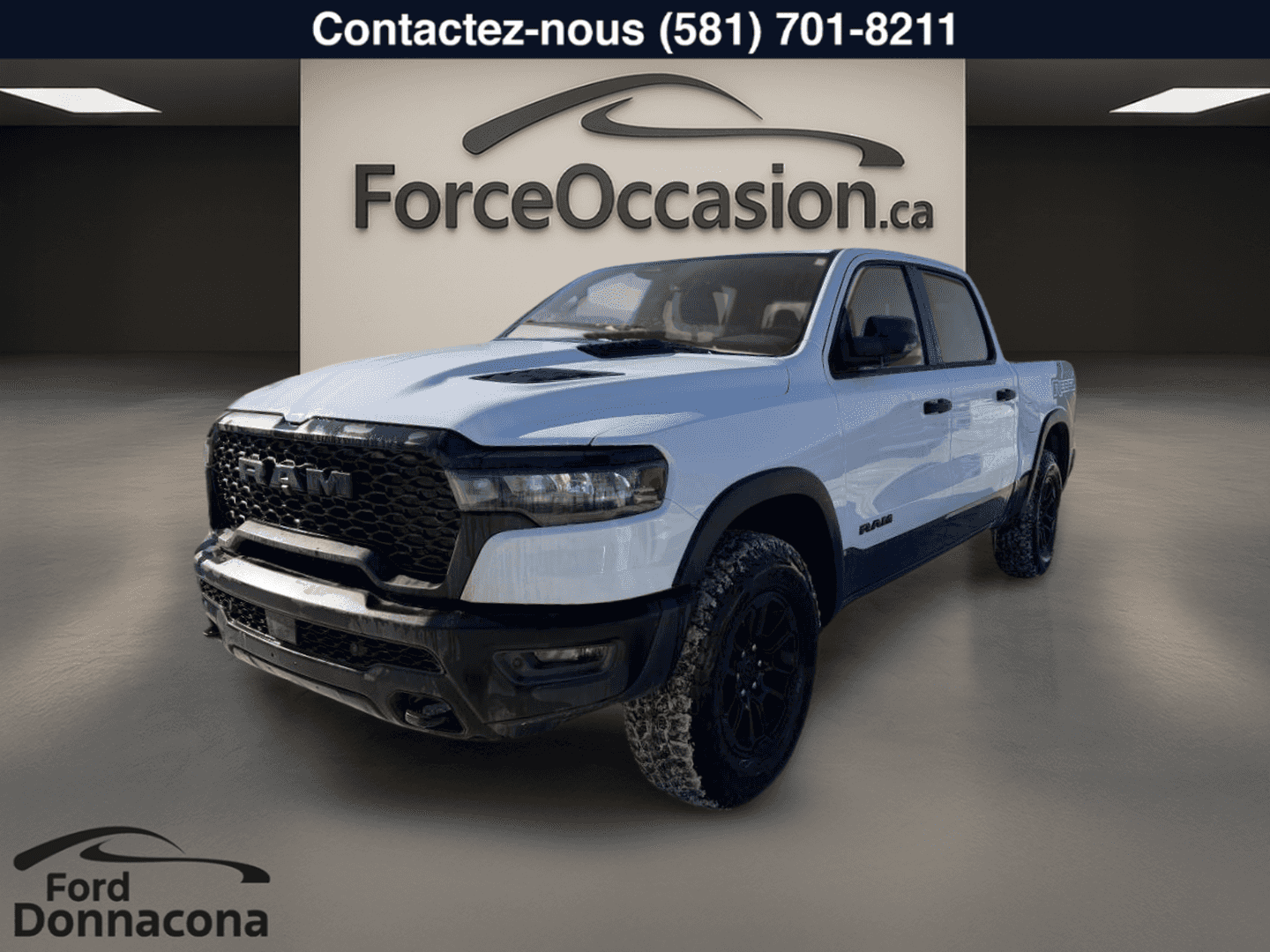 Image 1 RAM 1500 Rebel cabine d'équipe 4x4 caisse de 5 pi 7 po 2025