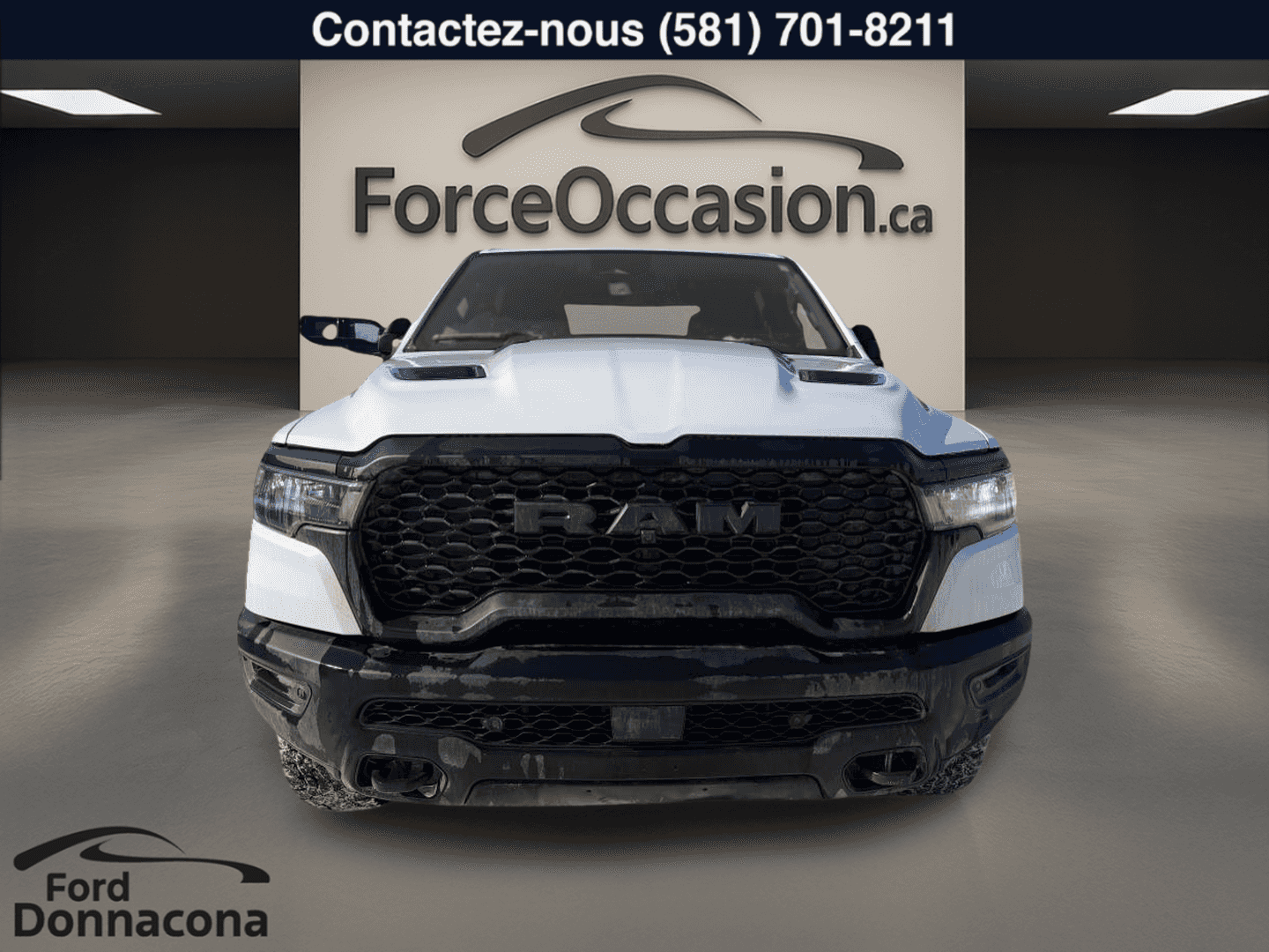 Image 2 RAM 1500 Rebel cabine d'équipe 4x4 caisse de 5 pi 7 po 2025